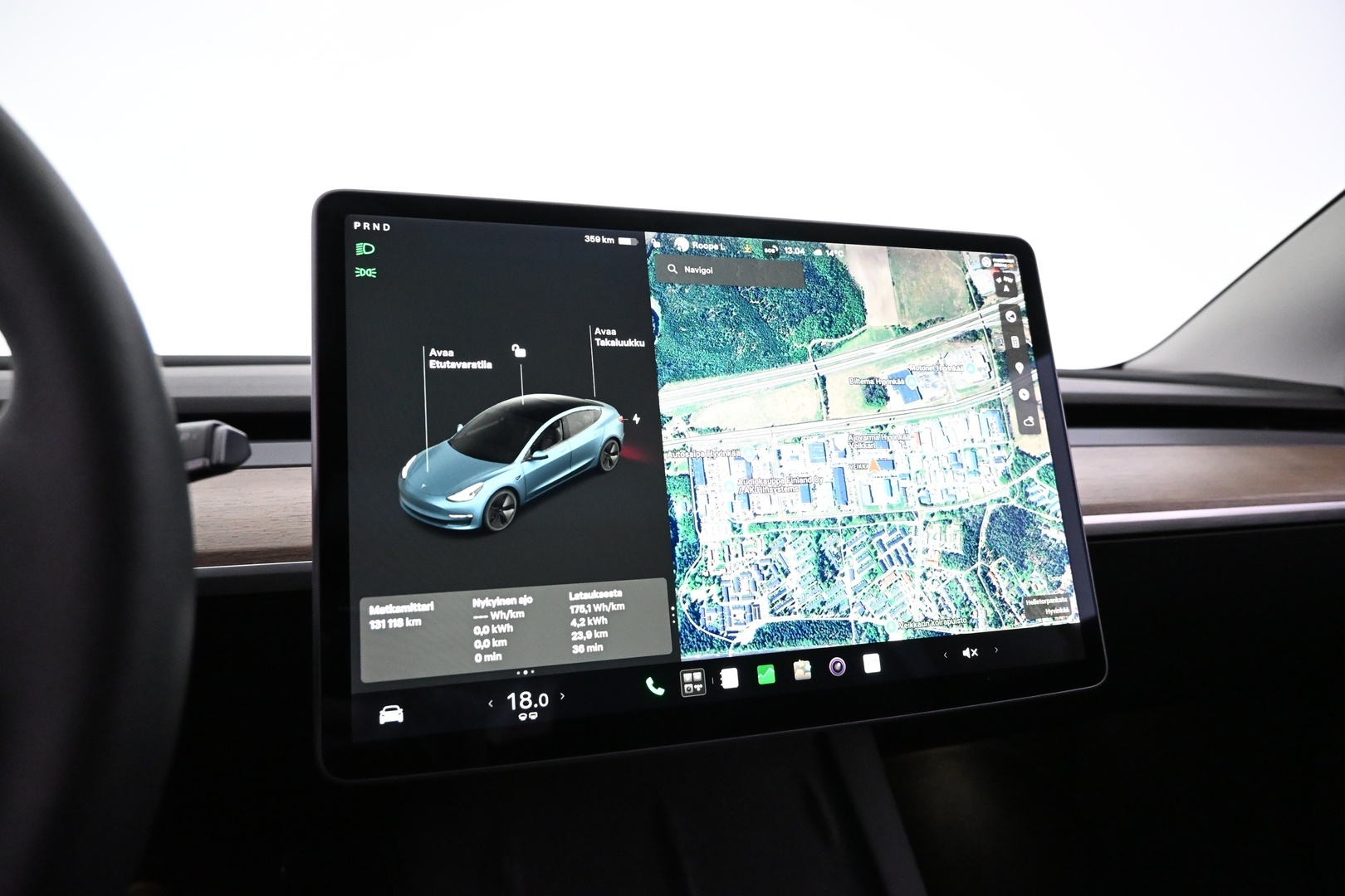 TESLA Model 3 2021