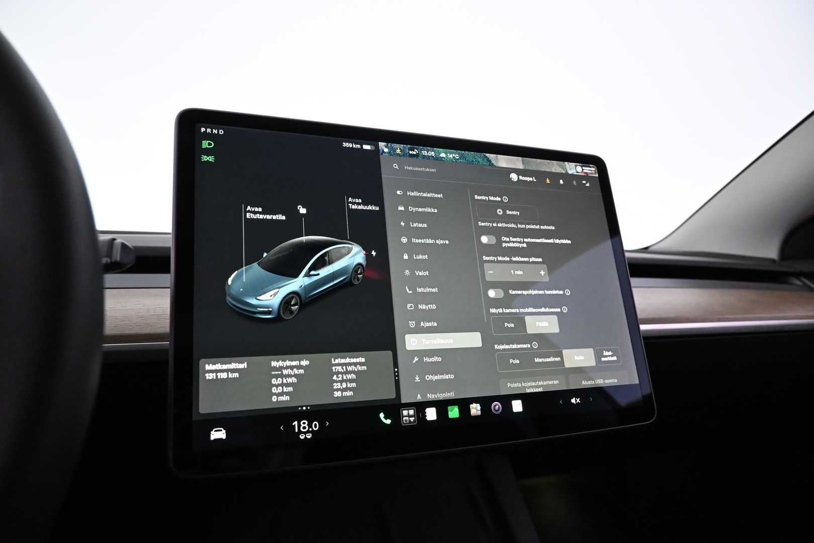 TESLA Model 3 2021