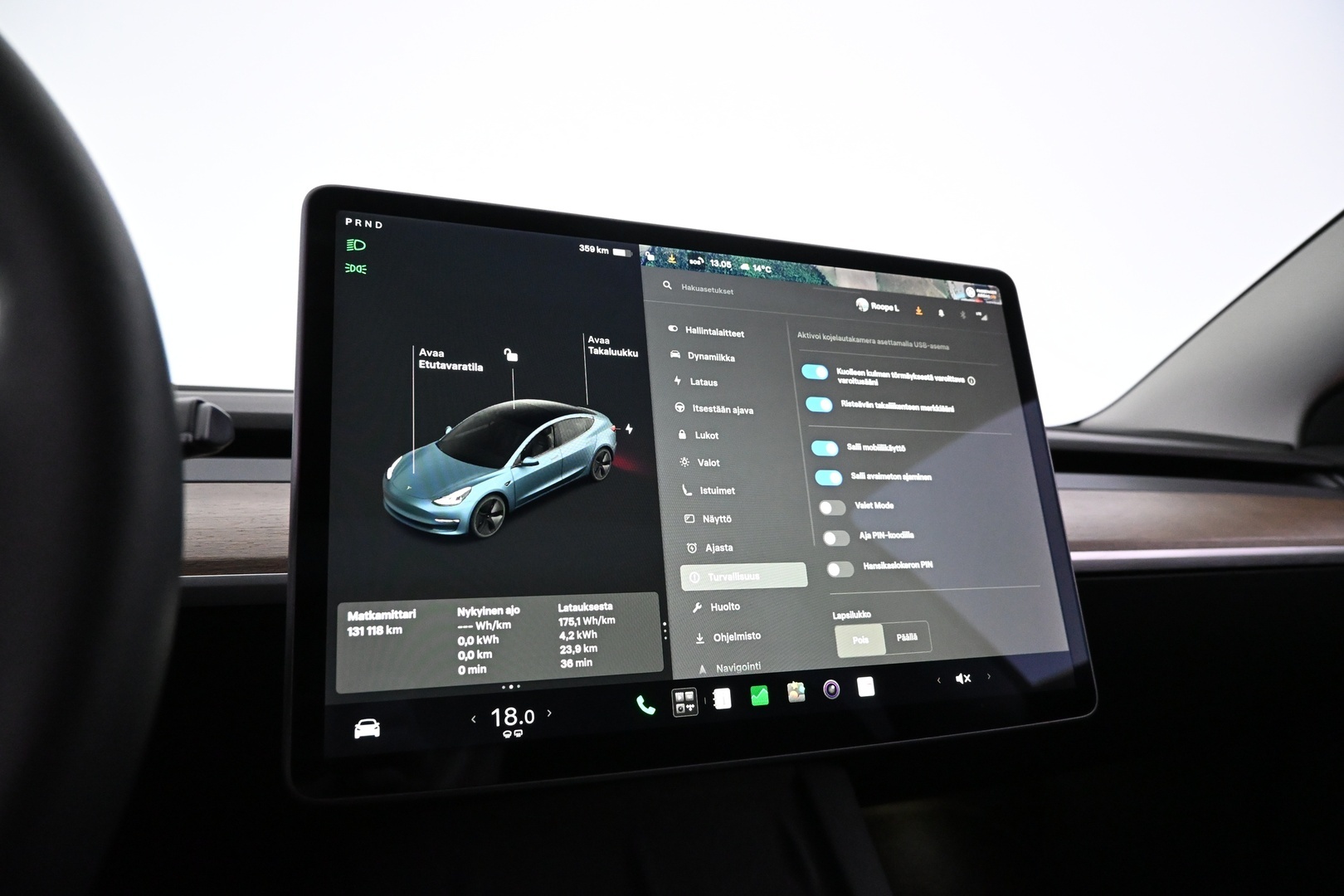 TESLA Model 3 2021