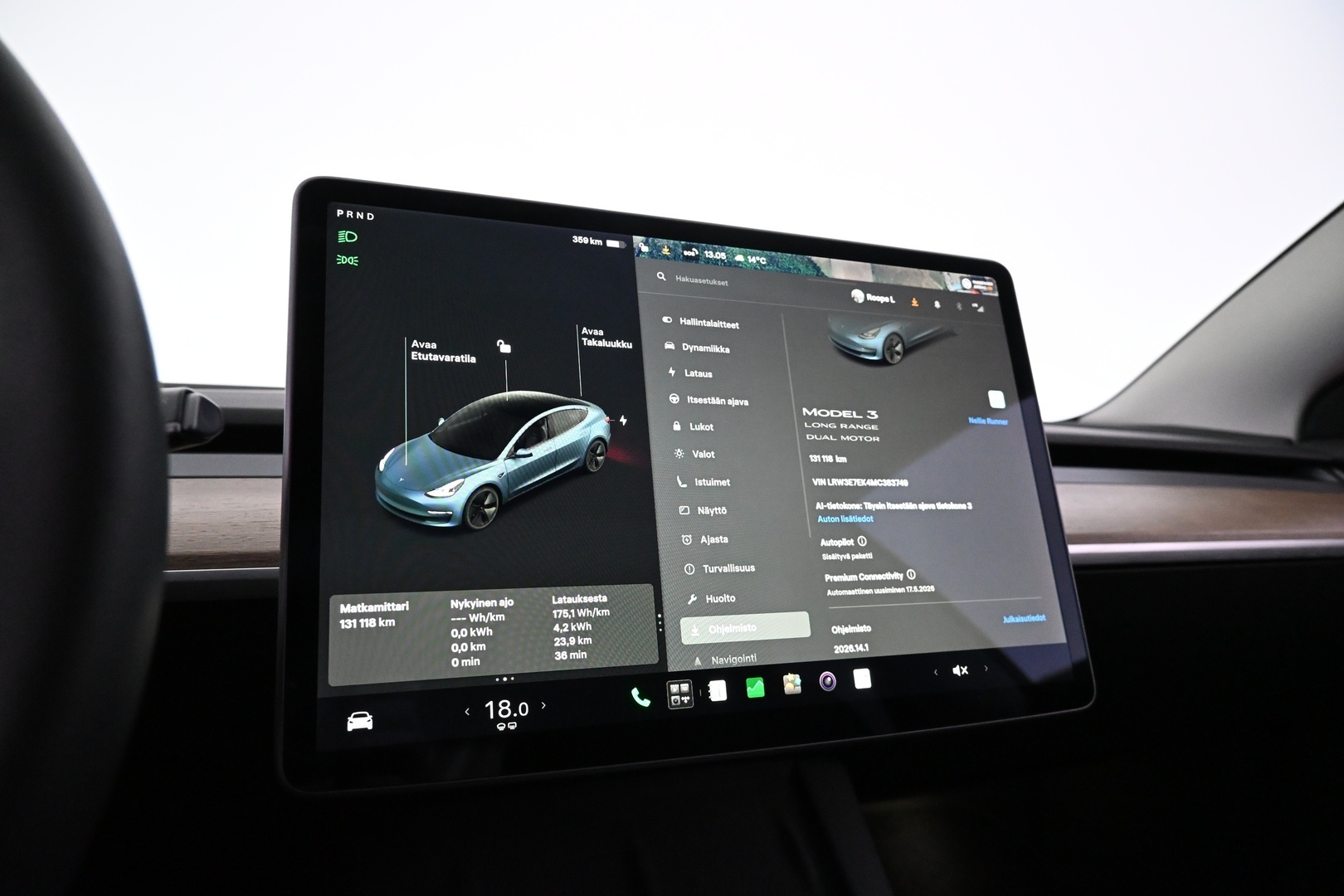 TESLA Model 3 2021