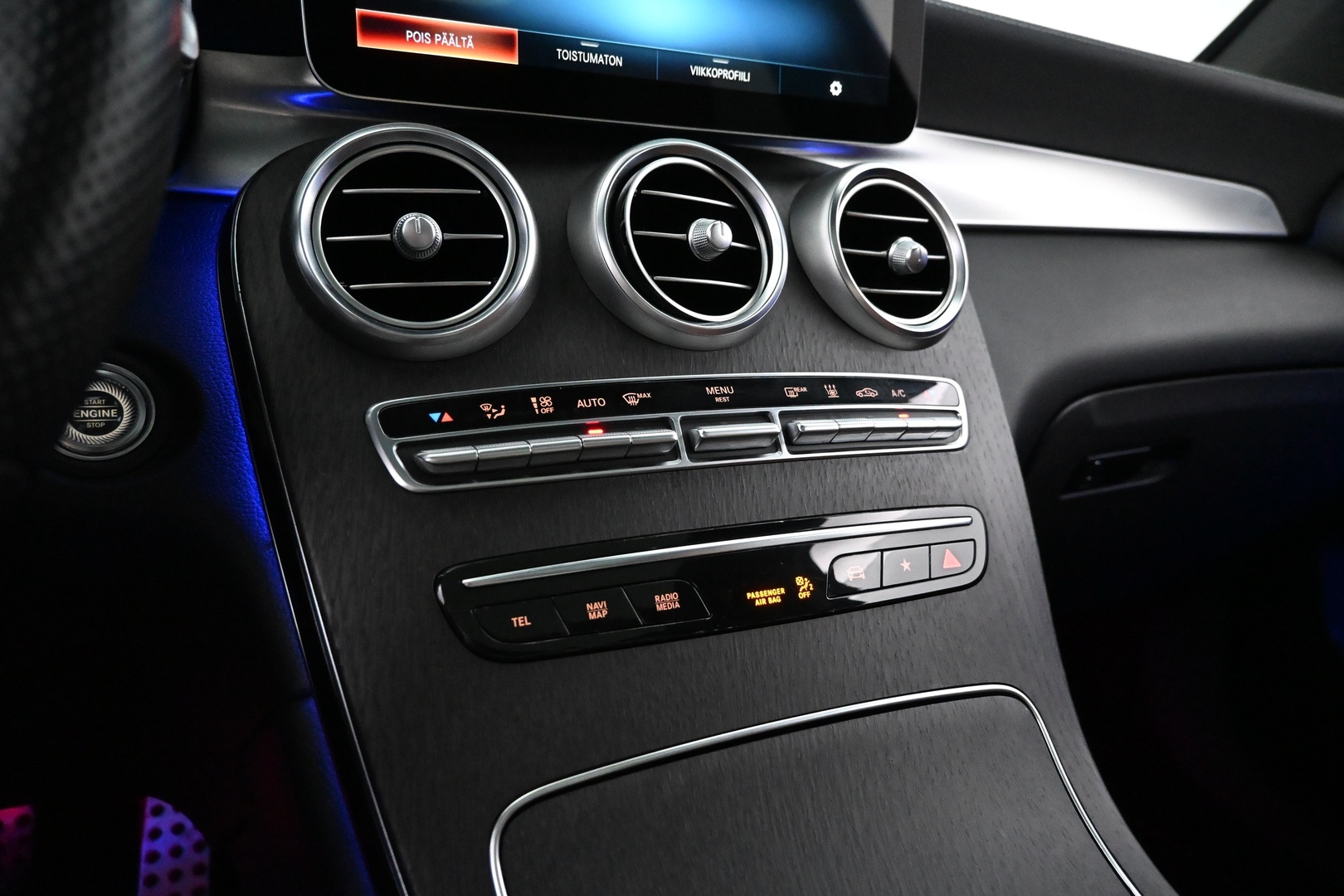 MERCEDES-BENZ GLC 2022