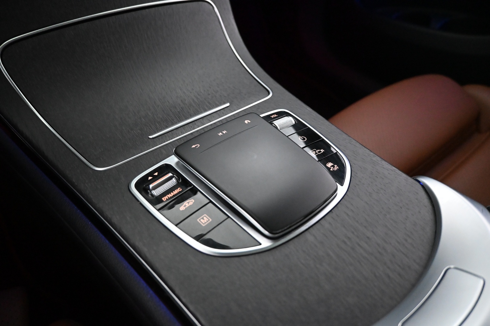 MERCEDES-BENZ GLC 2022