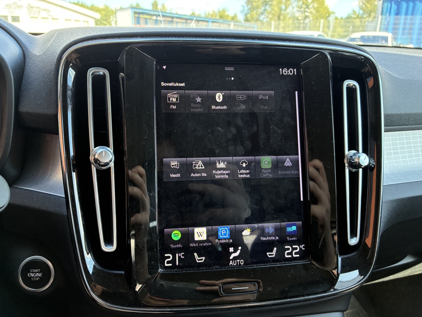 VOLVO XC40 2020