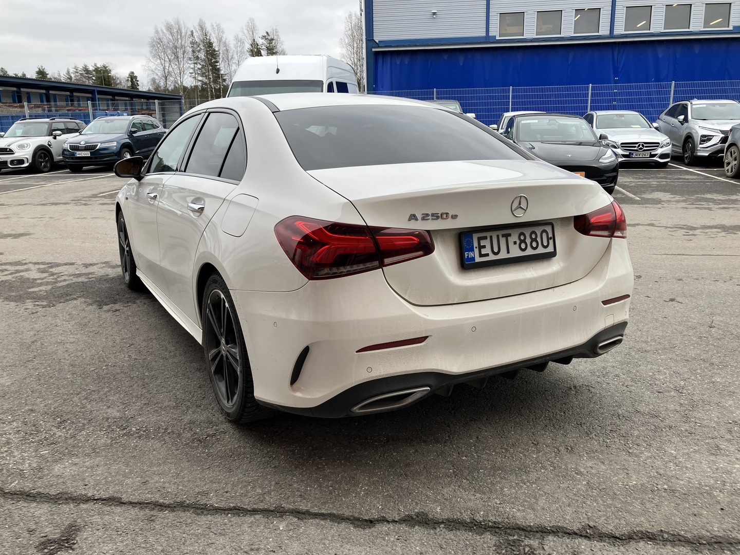 MERCEDES-BENZ A 250 e Sedan AMG 2021