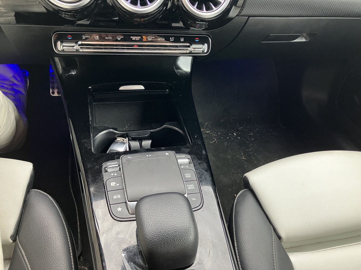 MERCEDES-BENZ A 250 e Sedan AMG 2021