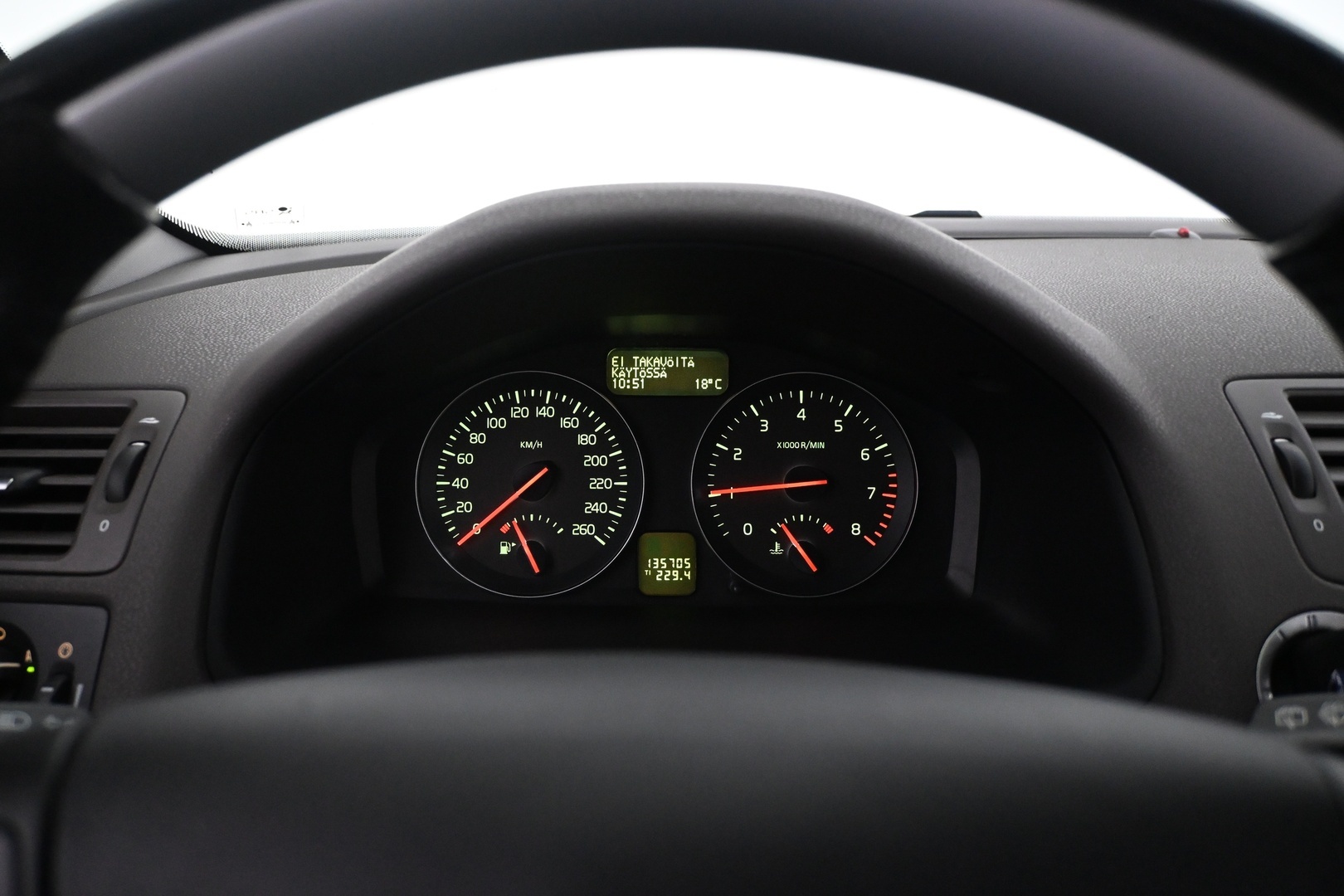 VOLVO V50 2012