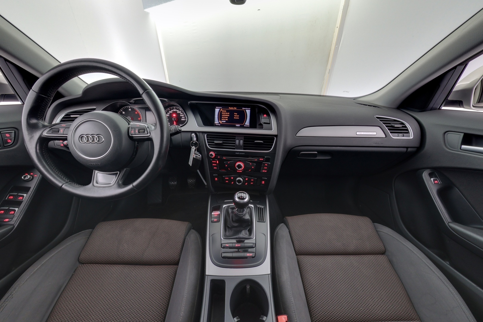 AUDI A4 allroad quattro 2014