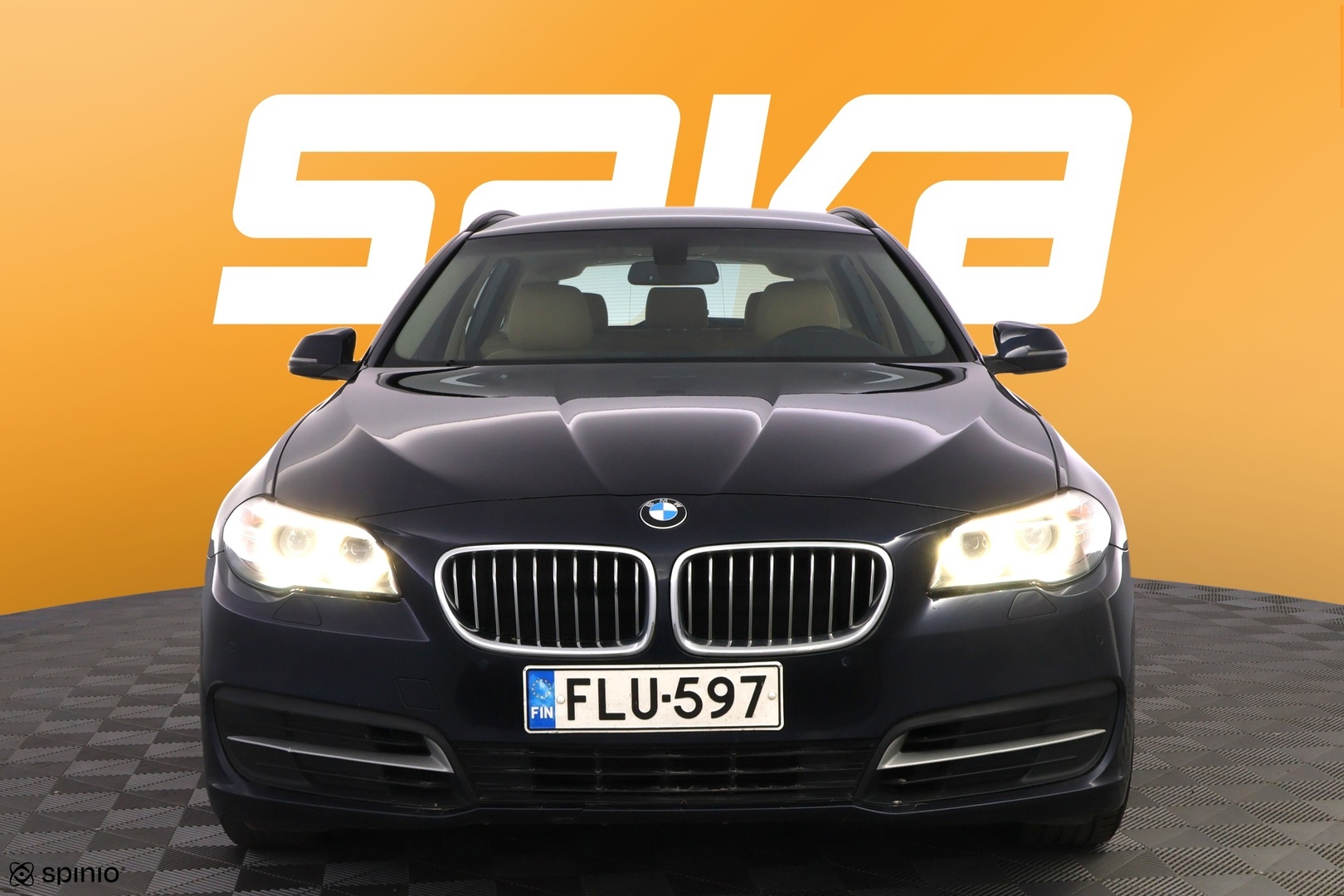 BMW 520 2015