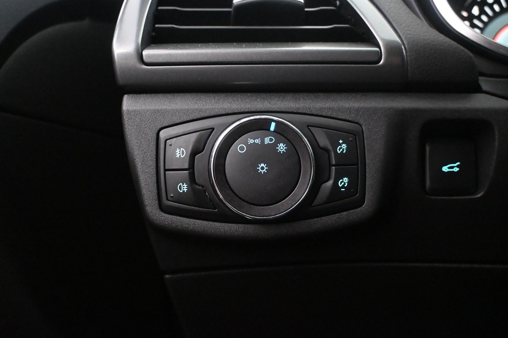 FORD Mondeo 2019