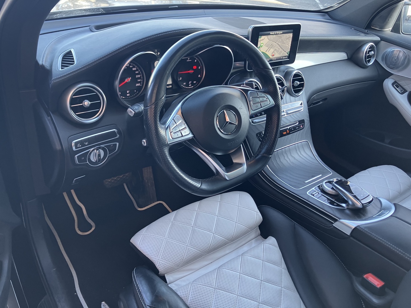 MERCEDES-BENZ GLC 2017