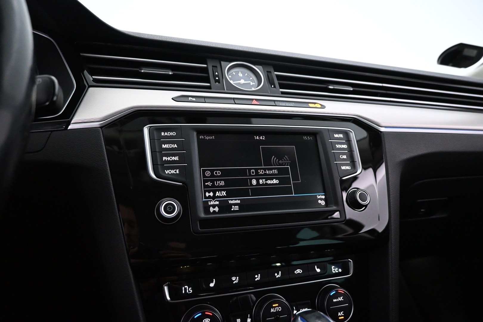VOLKSWAGEN Passat 2017
