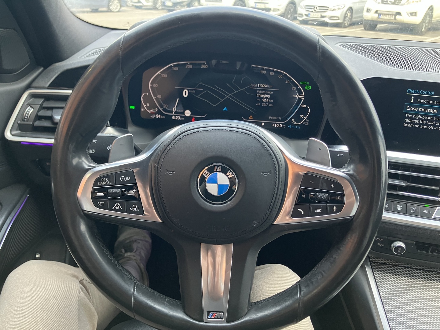 BMW 330 2019
