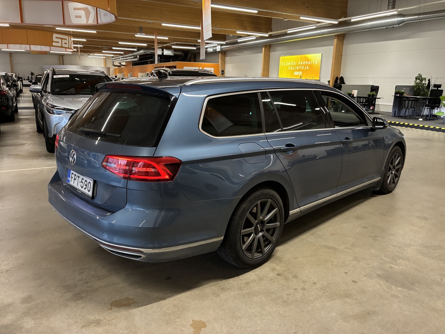 VOLKSWAGEN Passat 2016
