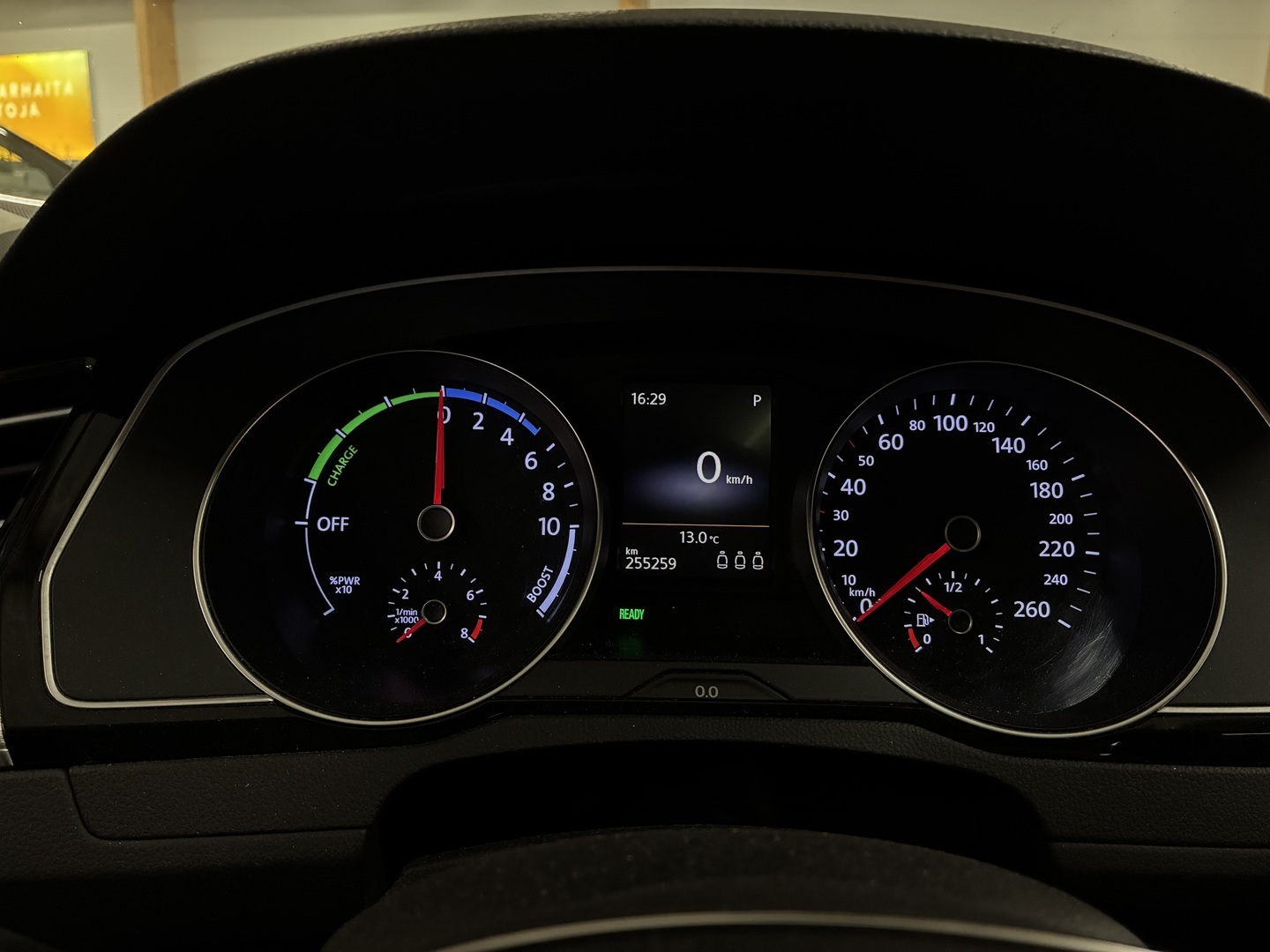 VOLKSWAGEN Passat 2016