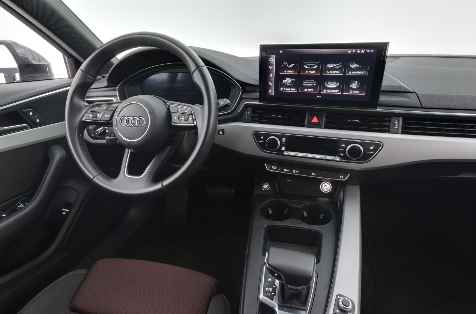 AUDI A4 2020