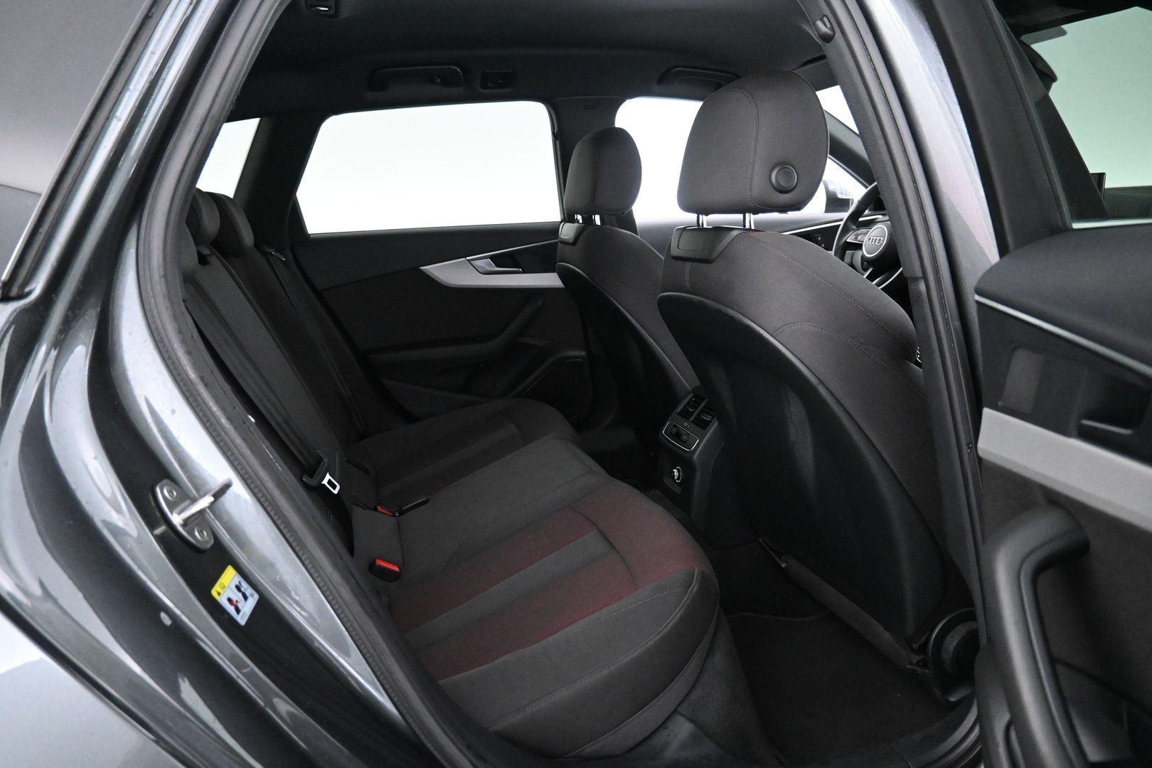 AUDI A4 2020