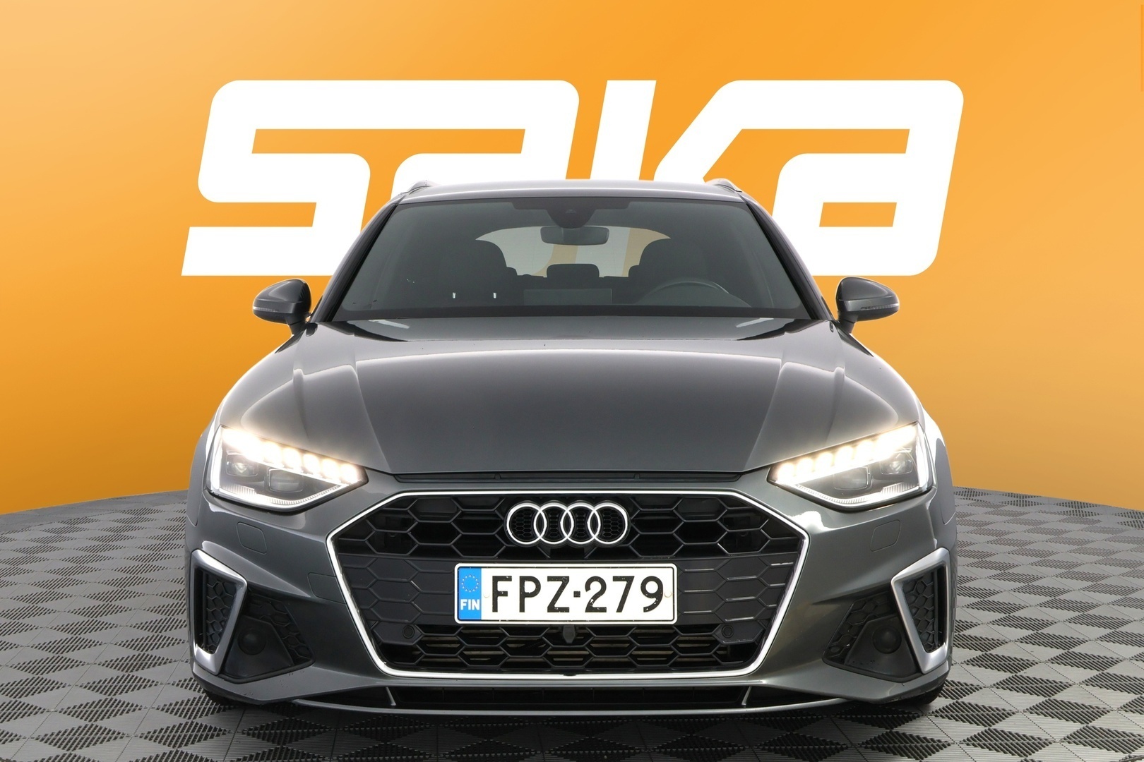 AUDI A4 2020