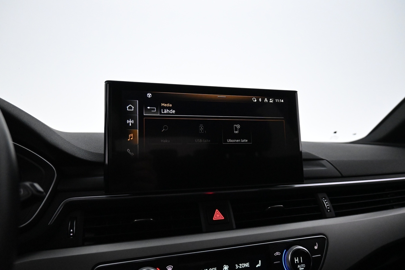 AUDI A4 2020