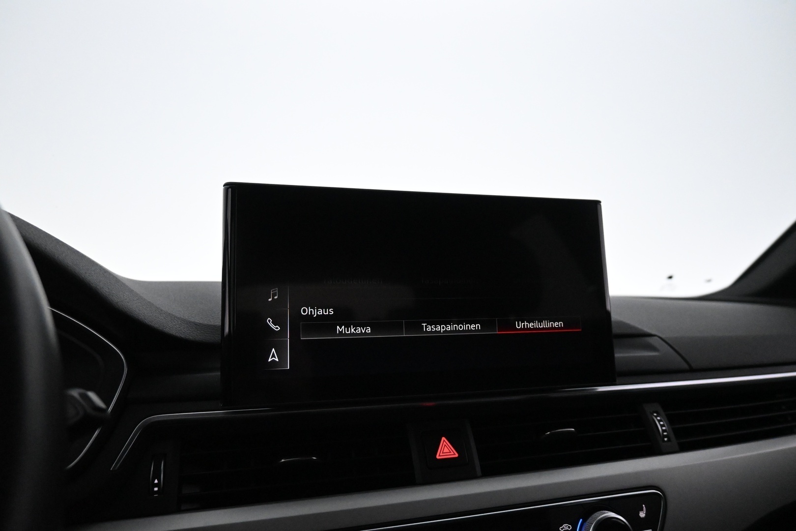AUDI A4 2020