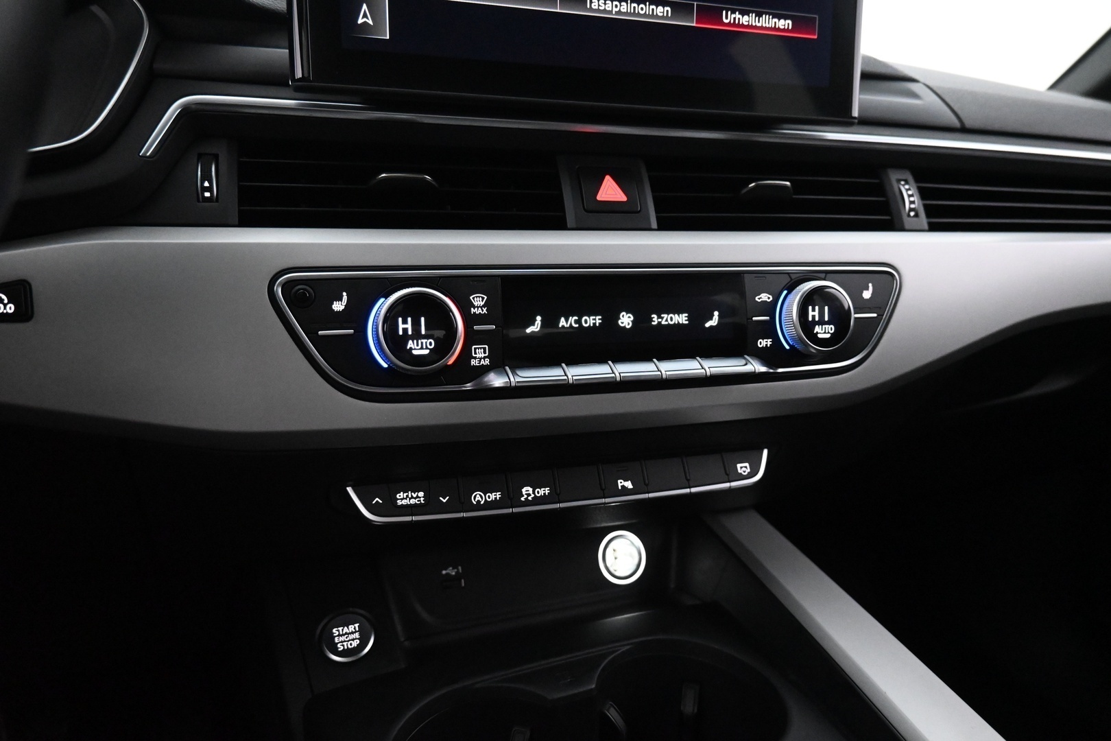 AUDI A4 2020