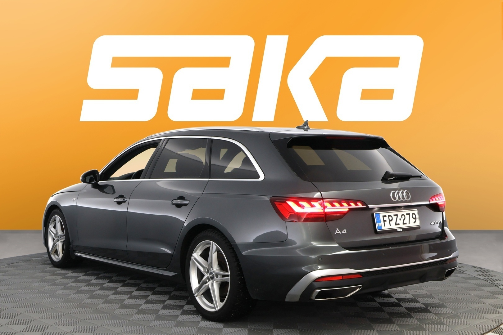 AUDI A4 2020