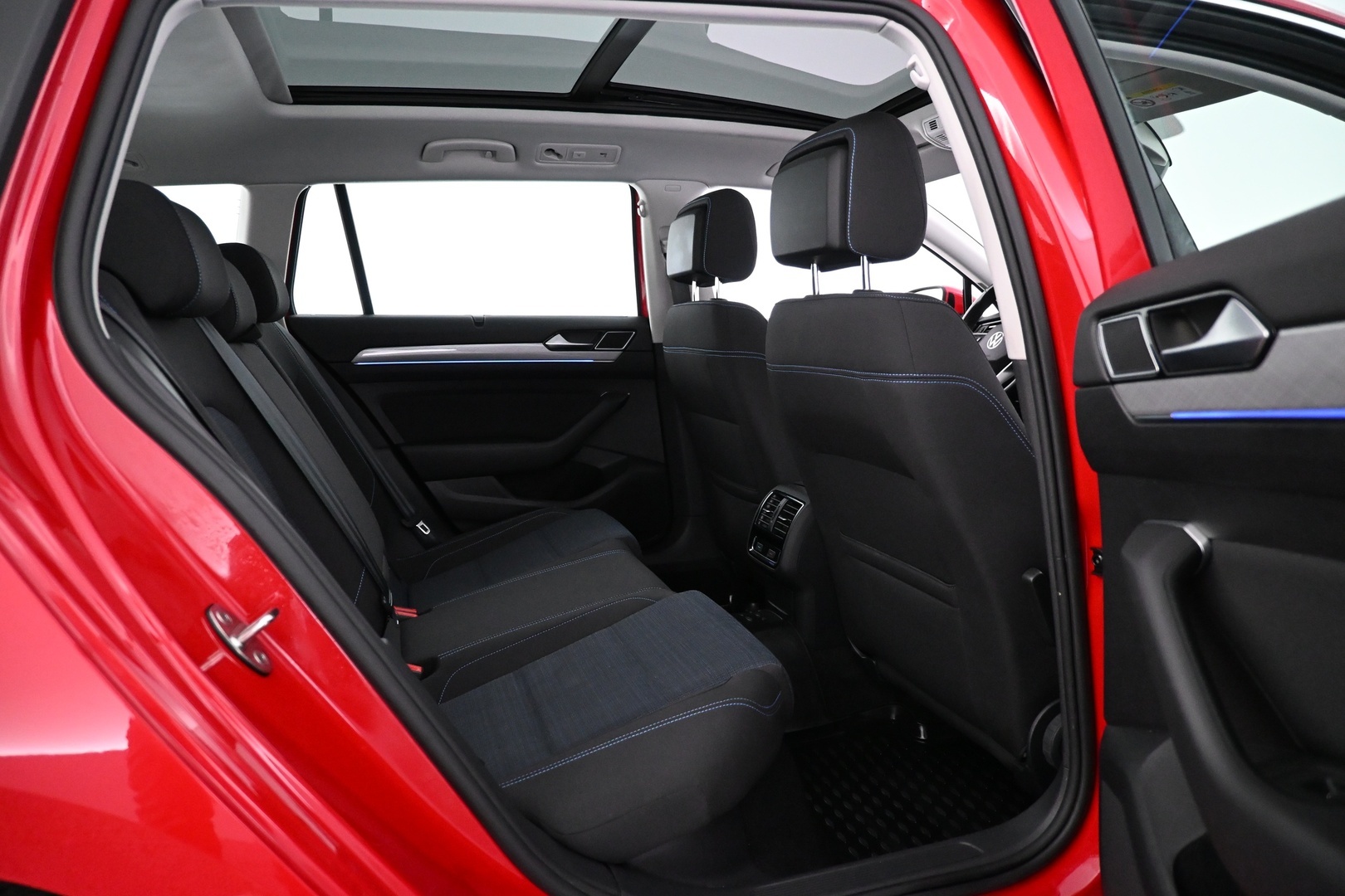 VOLKSWAGEN Passat 2021