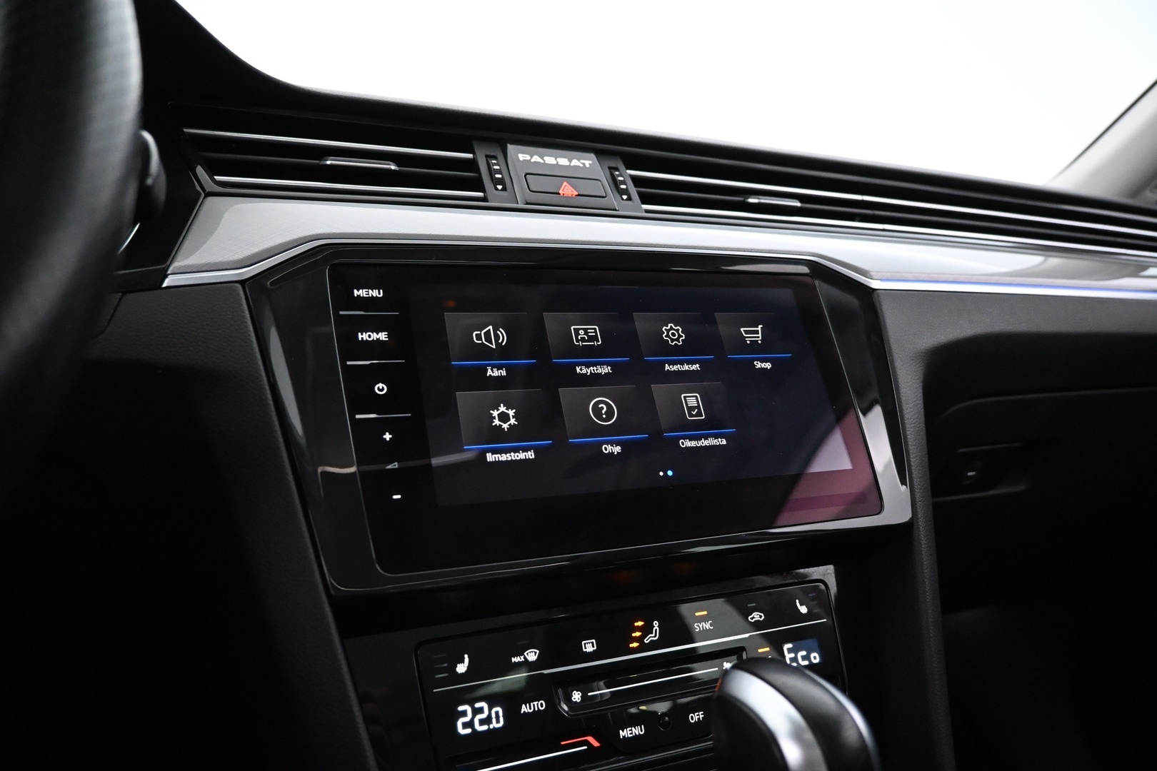 VOLKSWAGEN Passat 2021