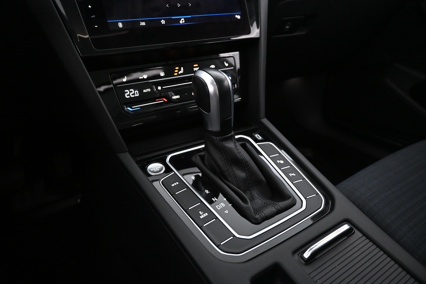 VOLKSWAGEN Passat 2021