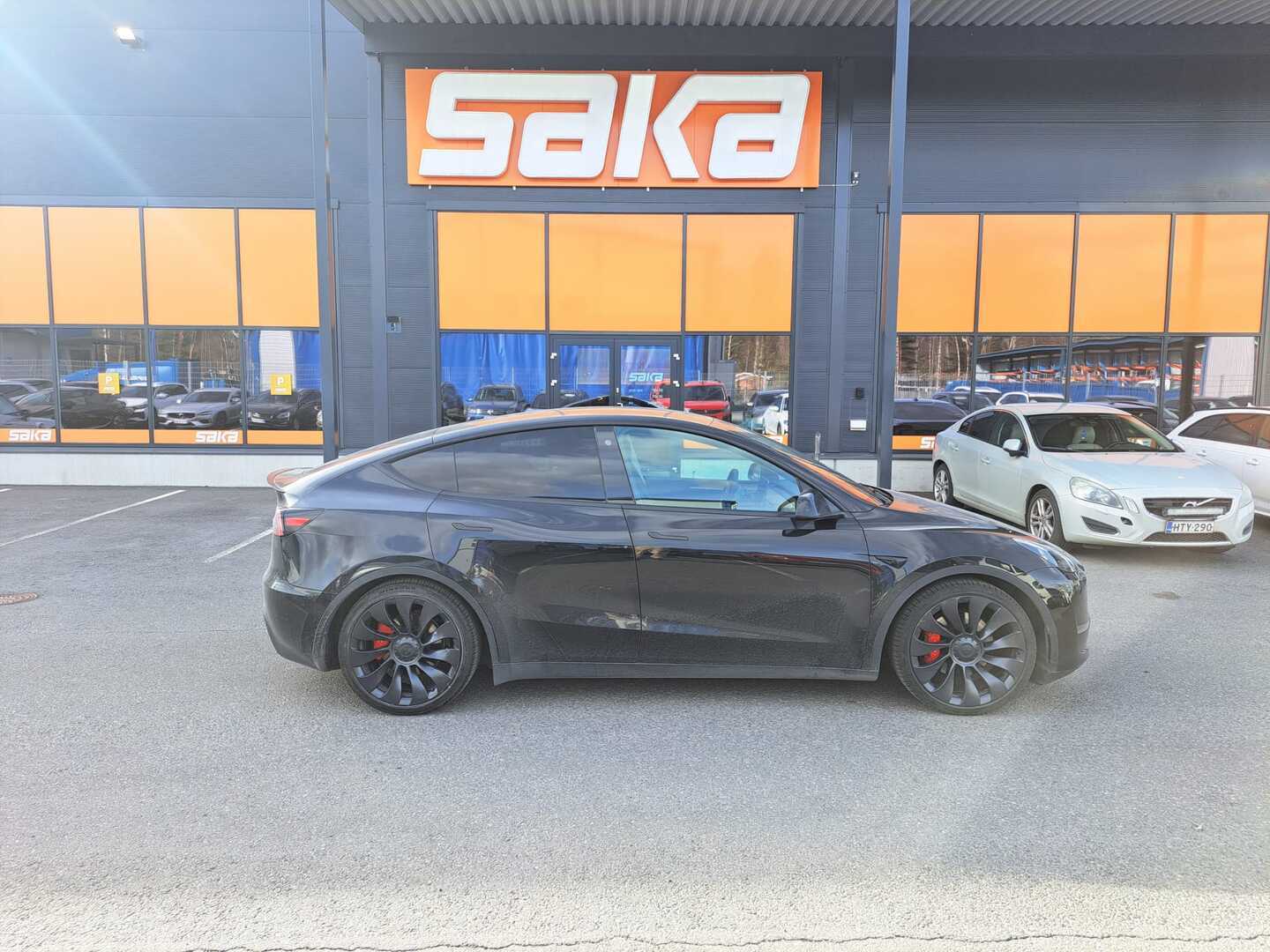TESLA Model Y 2023