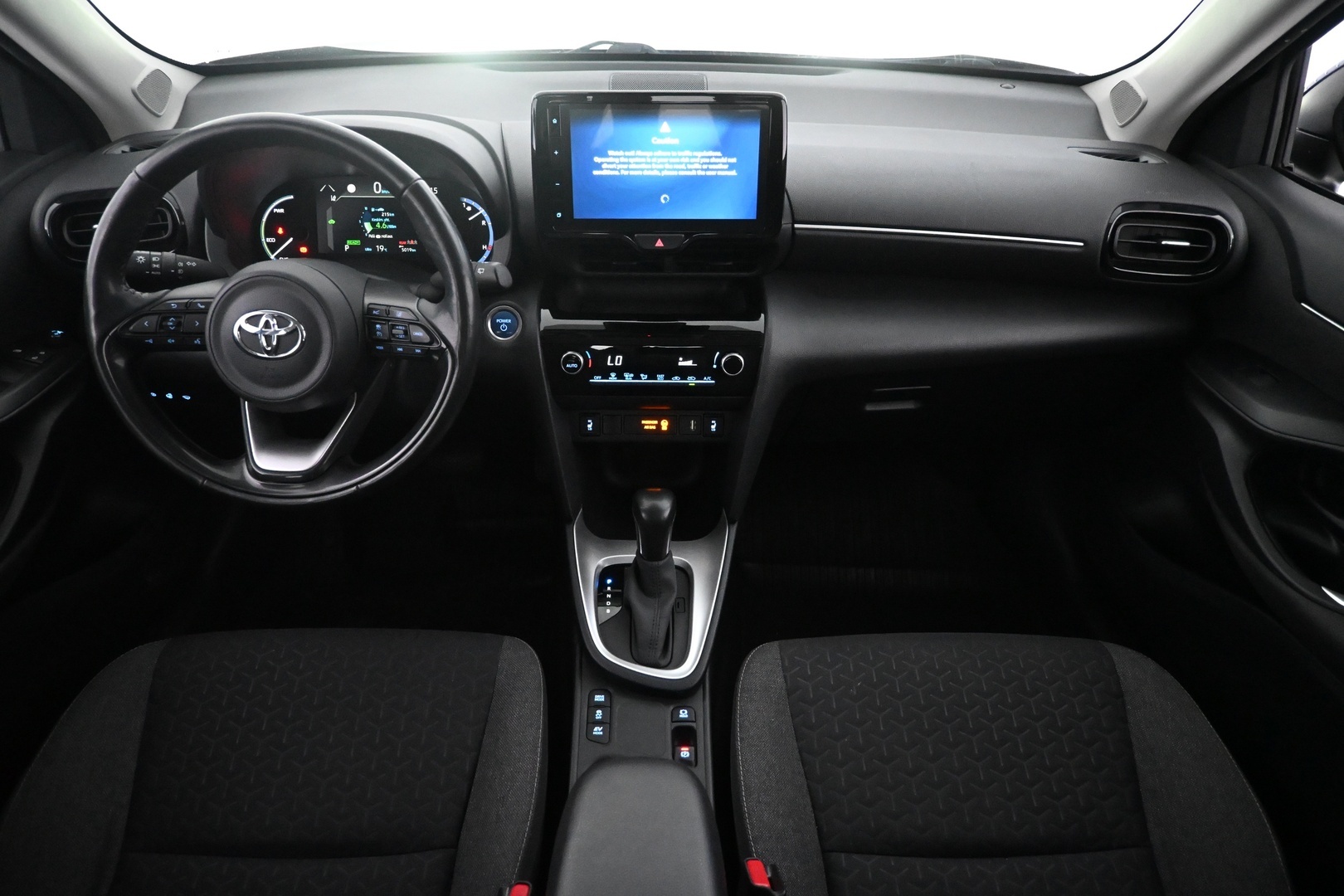 TOYOTA Yaris Cross 2023