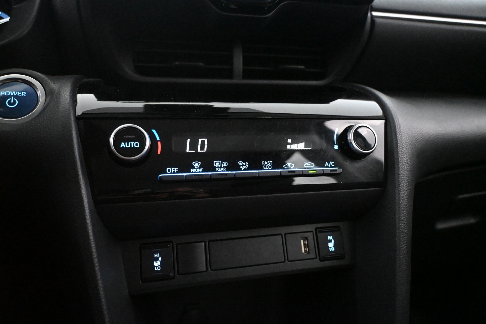 TOYOTA Yaris Cross 2023