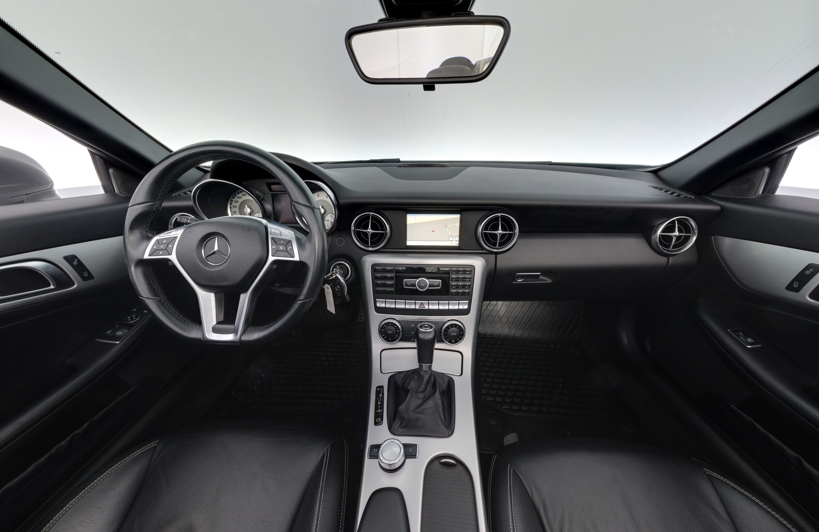 MERCEDES-BENZ SLK 2012