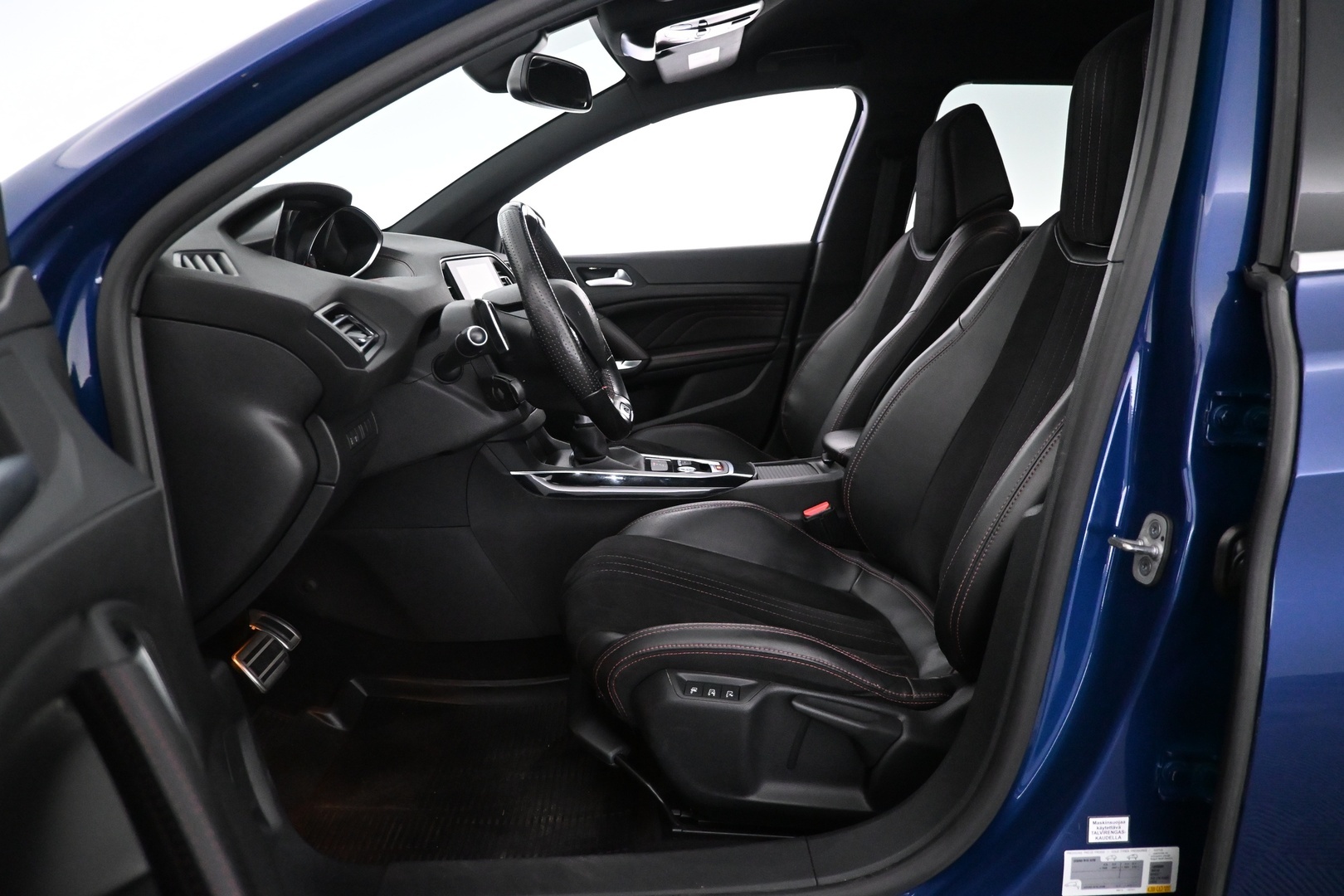 PEUGEOT 308 2015
