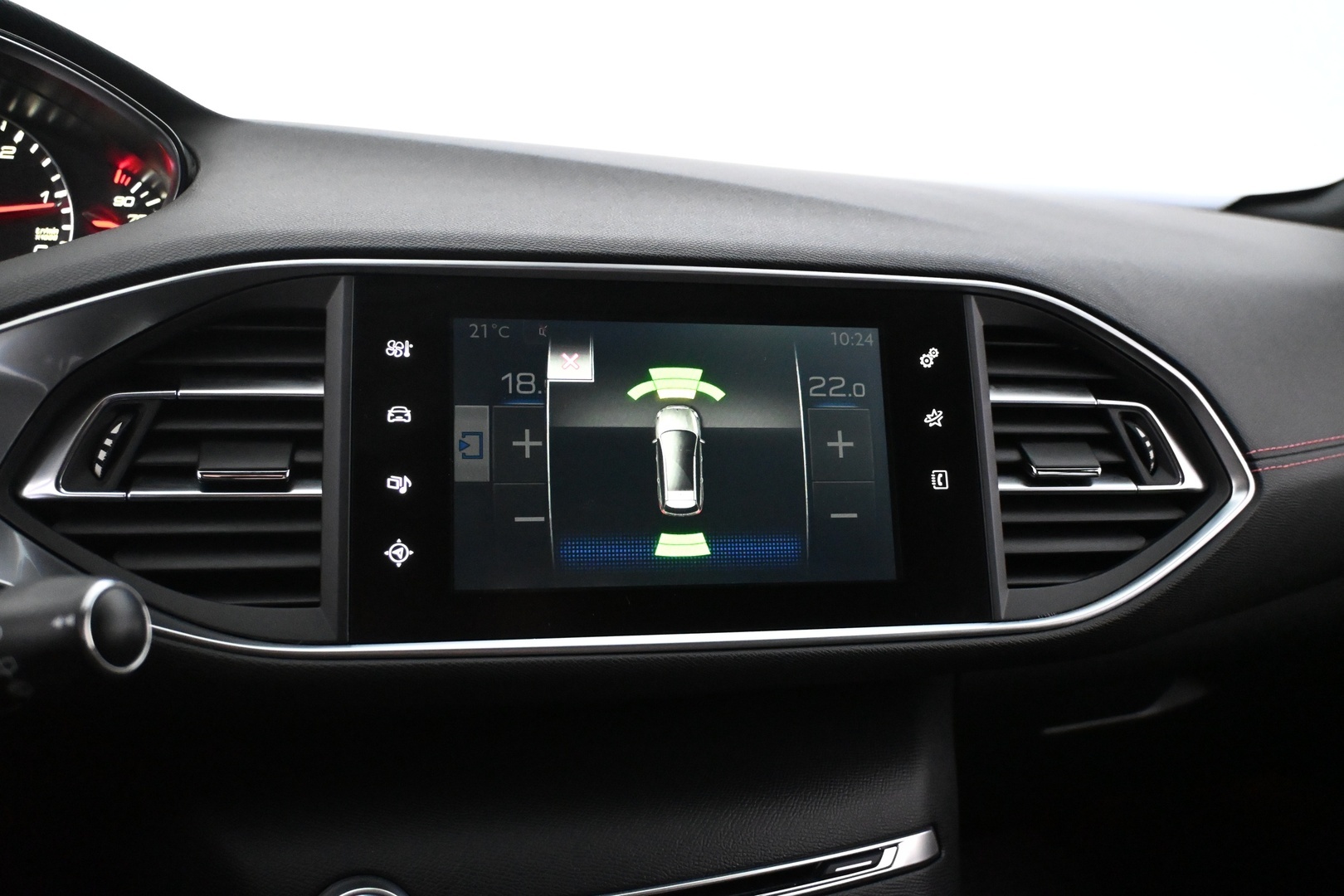 PEUGEOT 308 2015