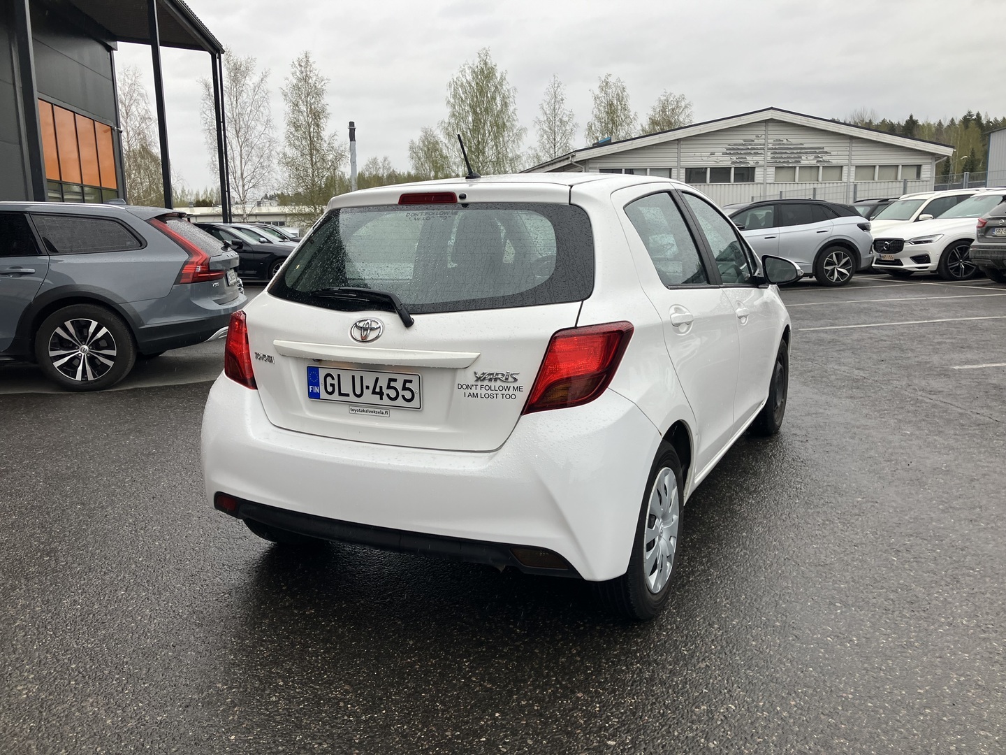 TOYOTA Yaris 2016