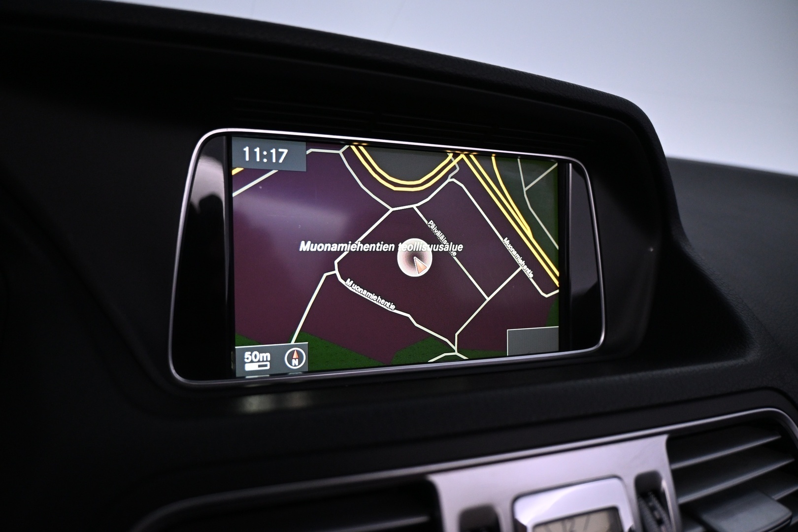 MERCEDES-BENZ E 2013