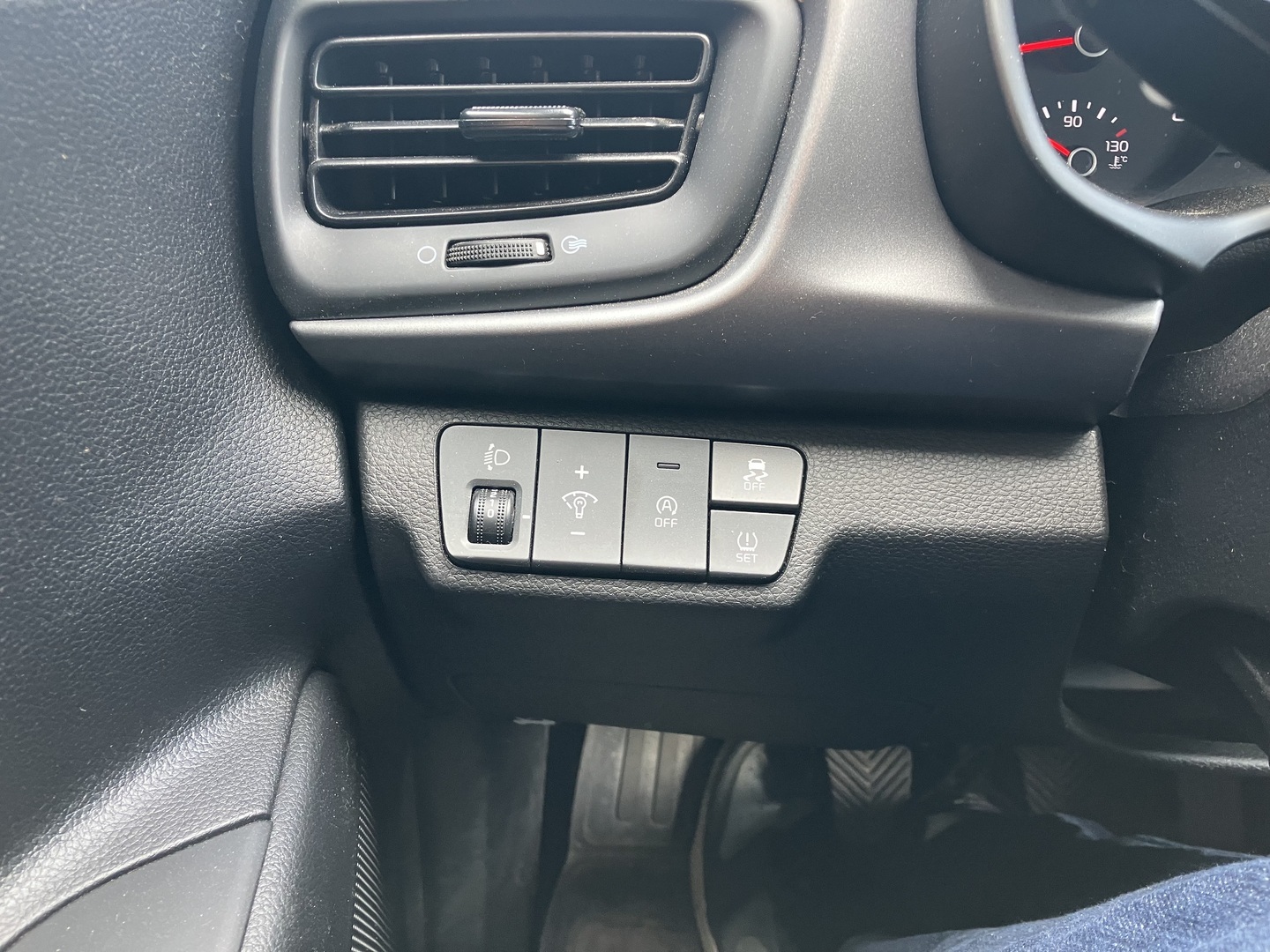 KIA Rio 2023