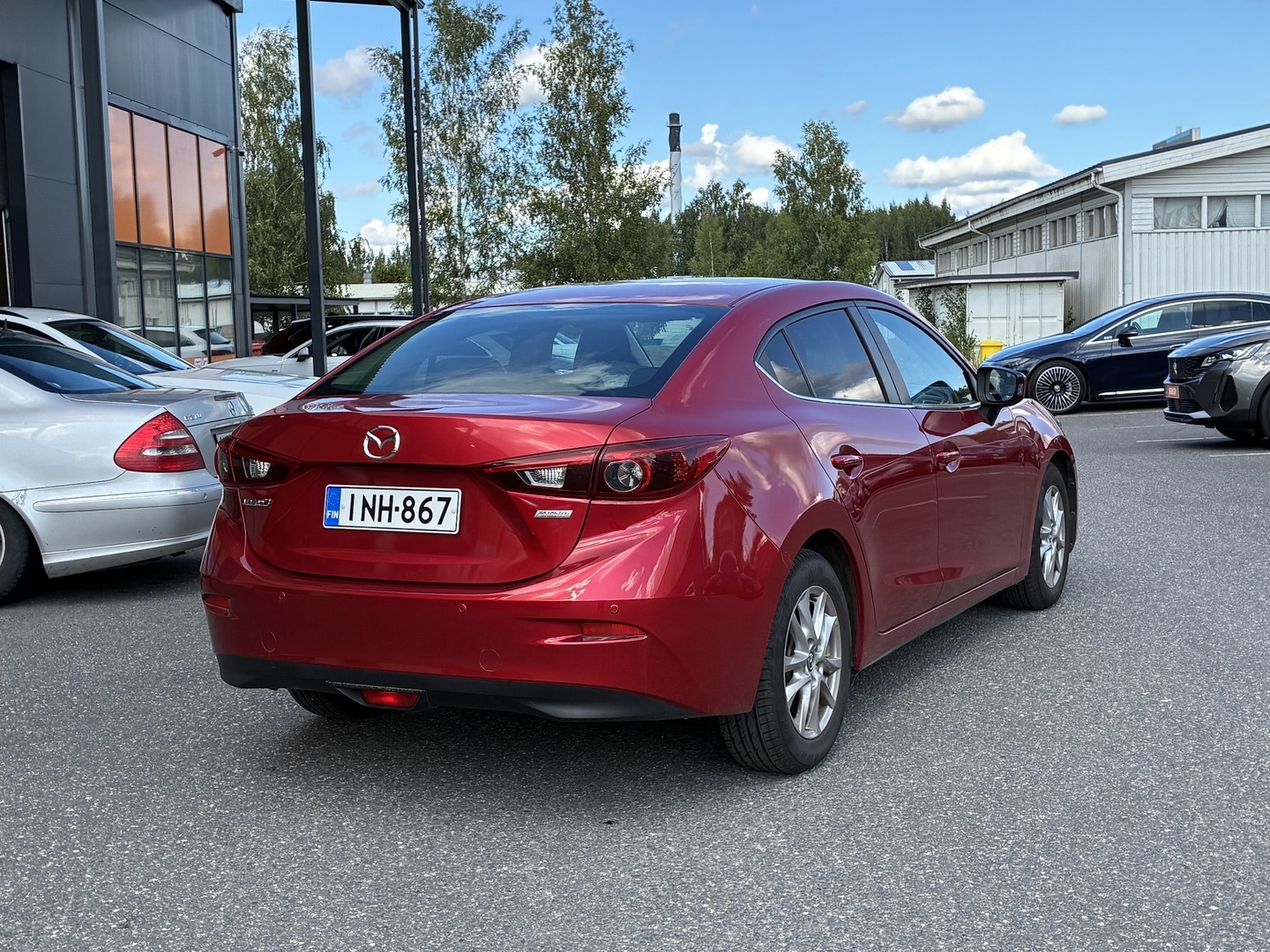 MAZDA 3 2015