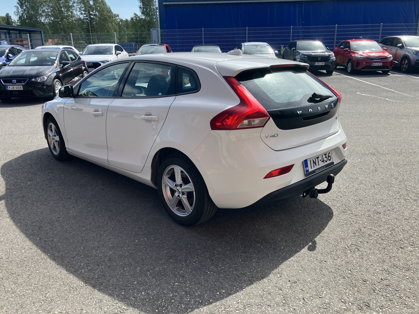 VOLVO V40 2018