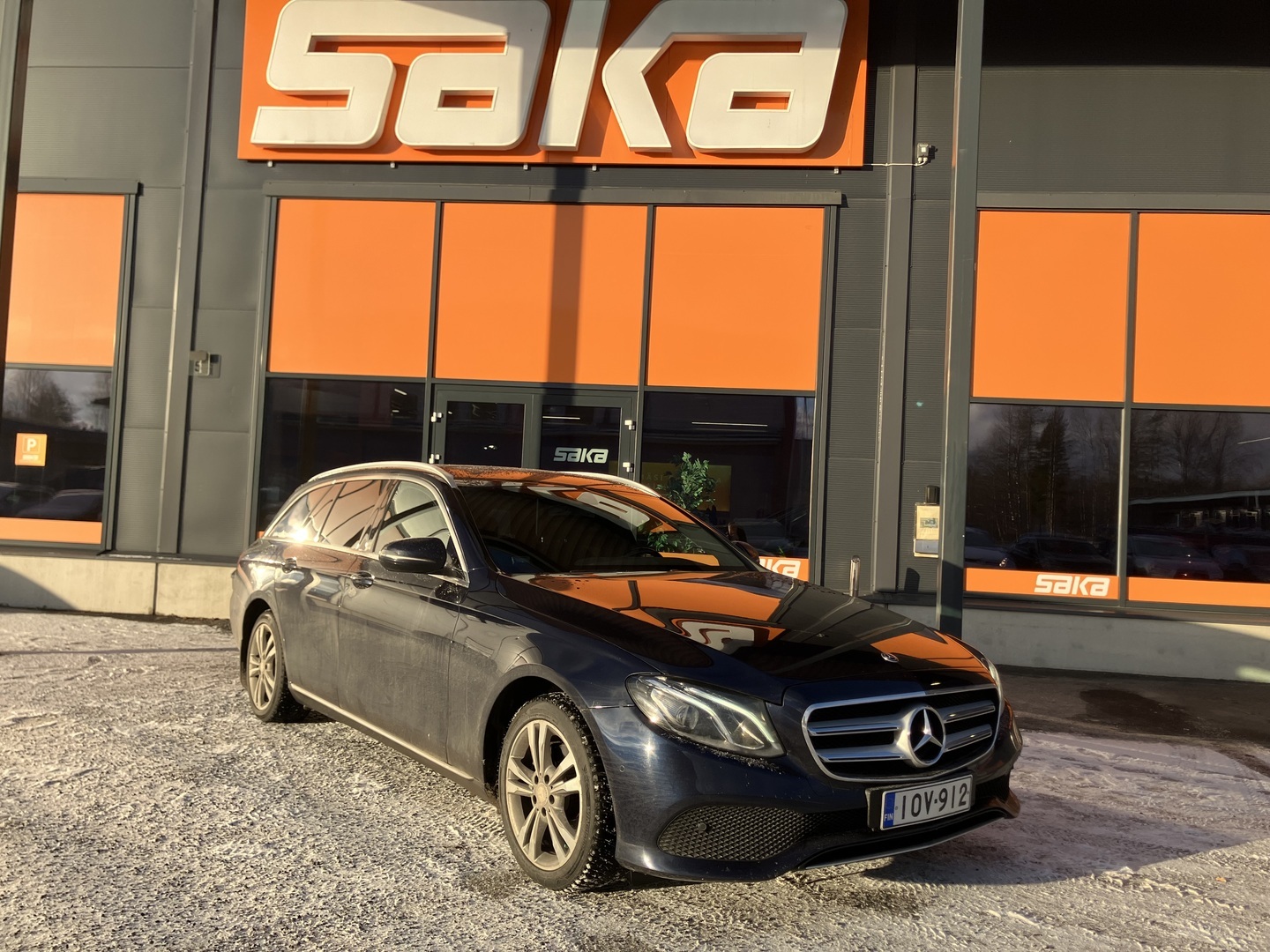 MERCEDES-BENZ E 2018