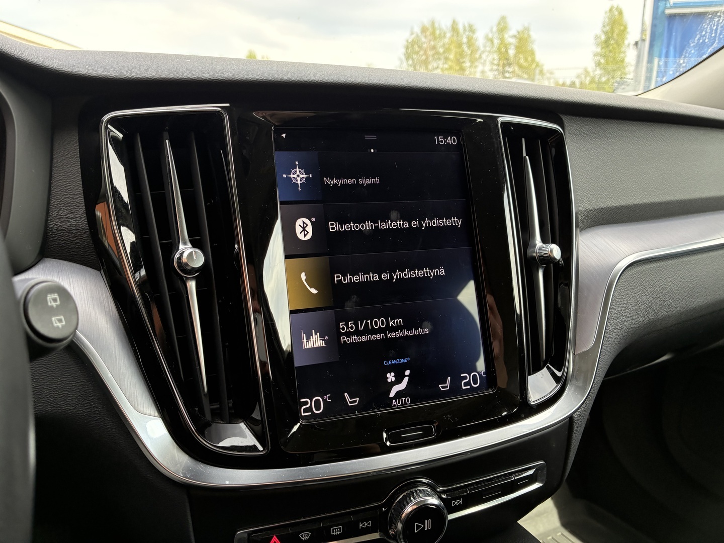 VOLVO V60 2020