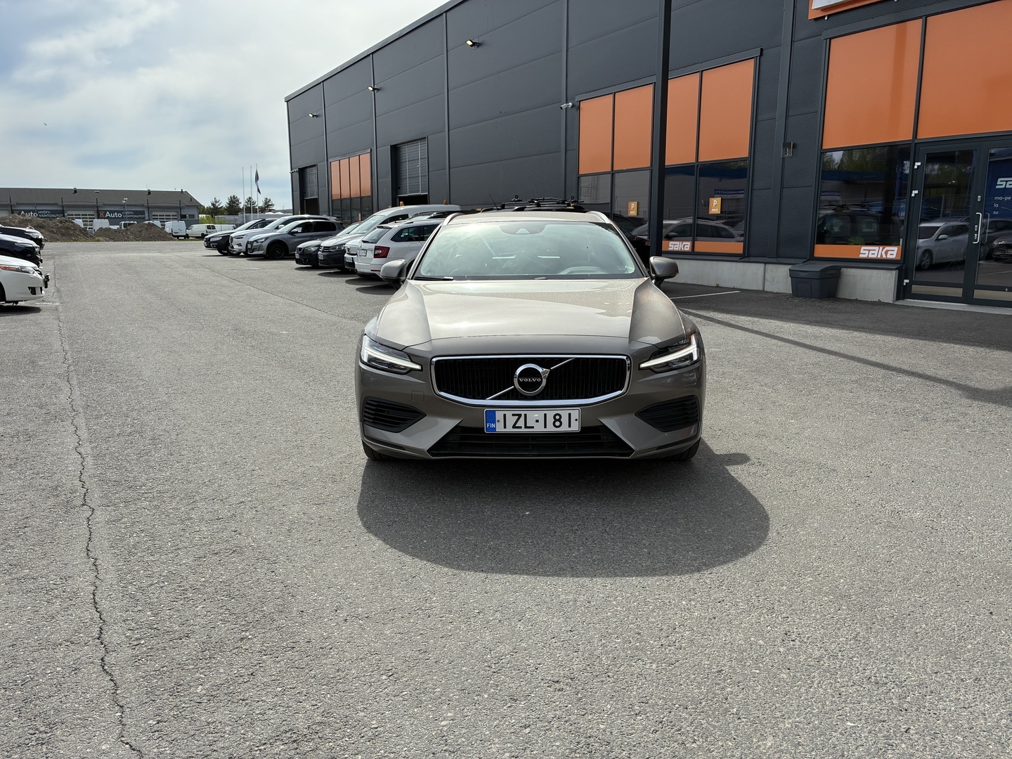 VOLVO V60 2020