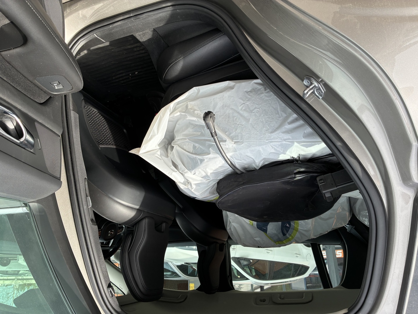 VOLVO V60 2020