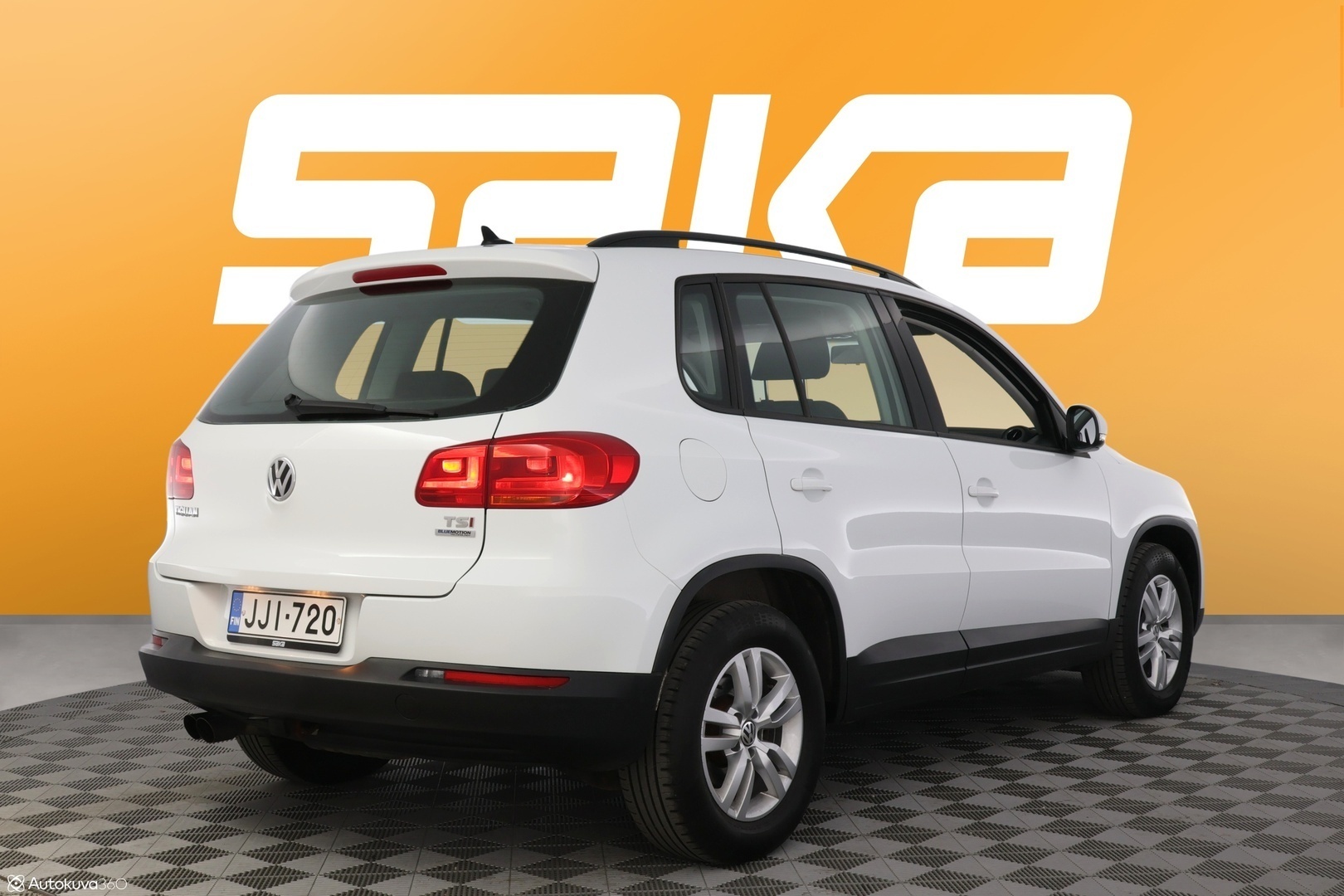 VOLKSWAGEN Tiguan 2014