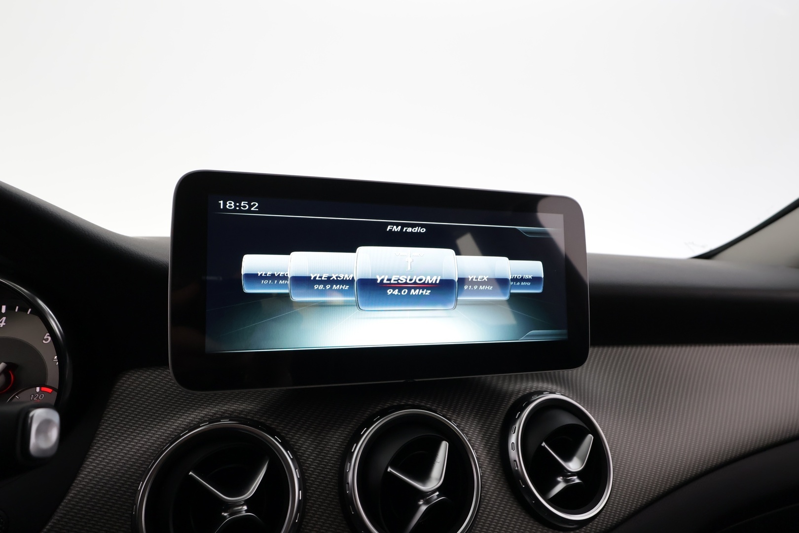MERCEDES-BENZ GLA 2016
