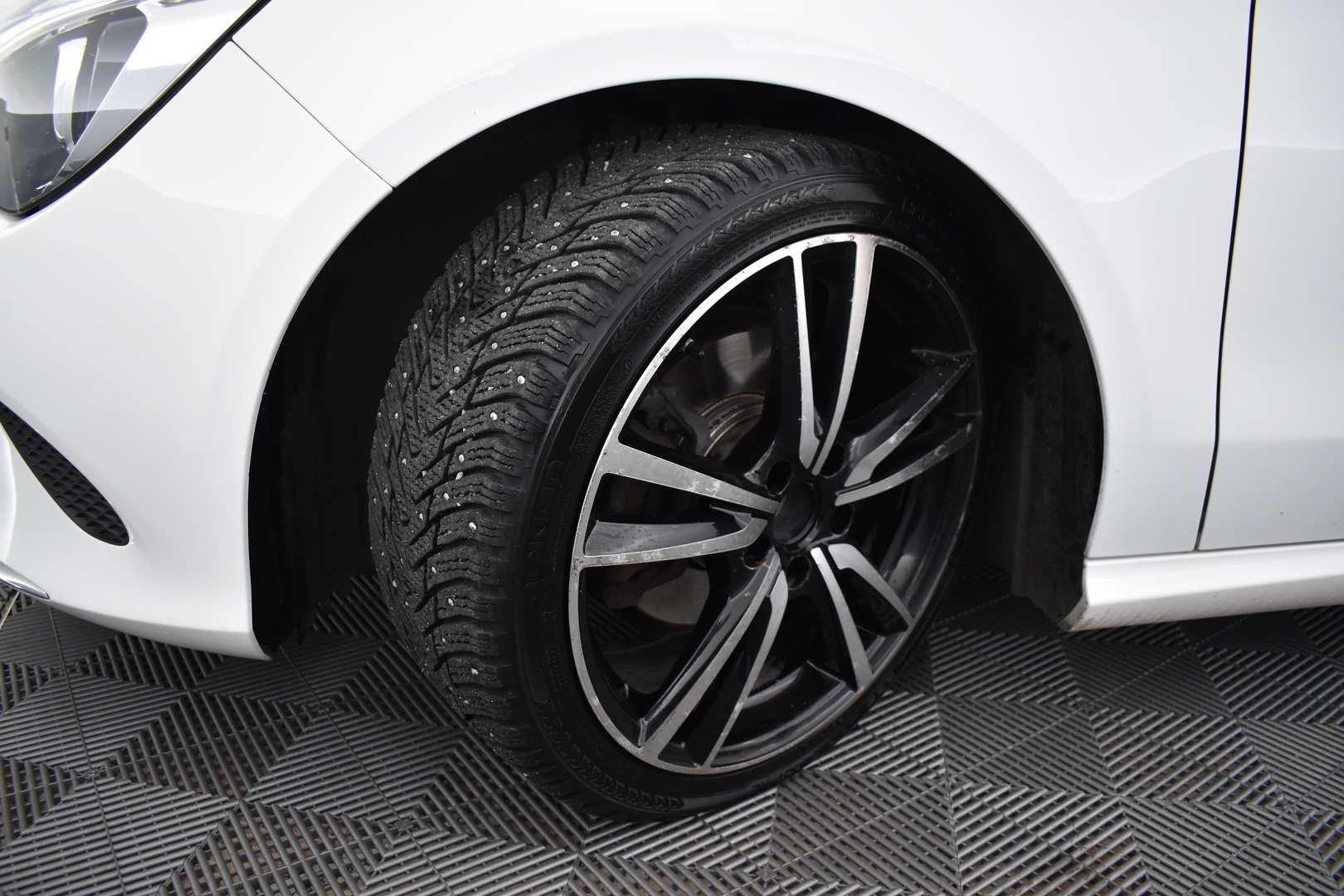 MERCEDES-BENZ CLA 2018