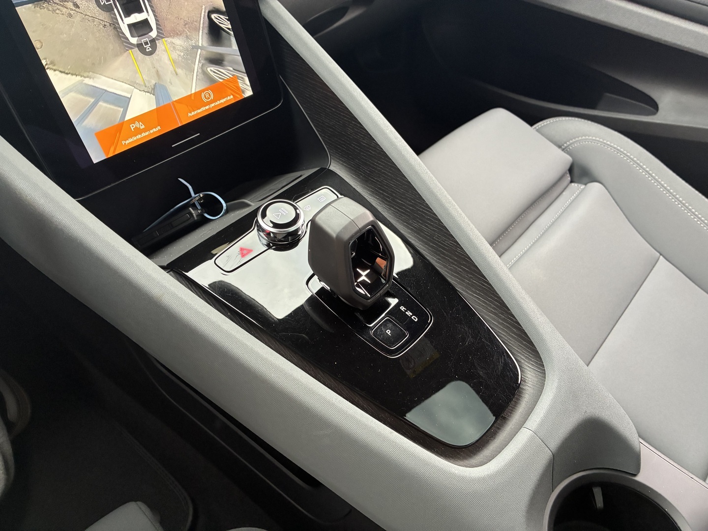POLESTAR 2 2024