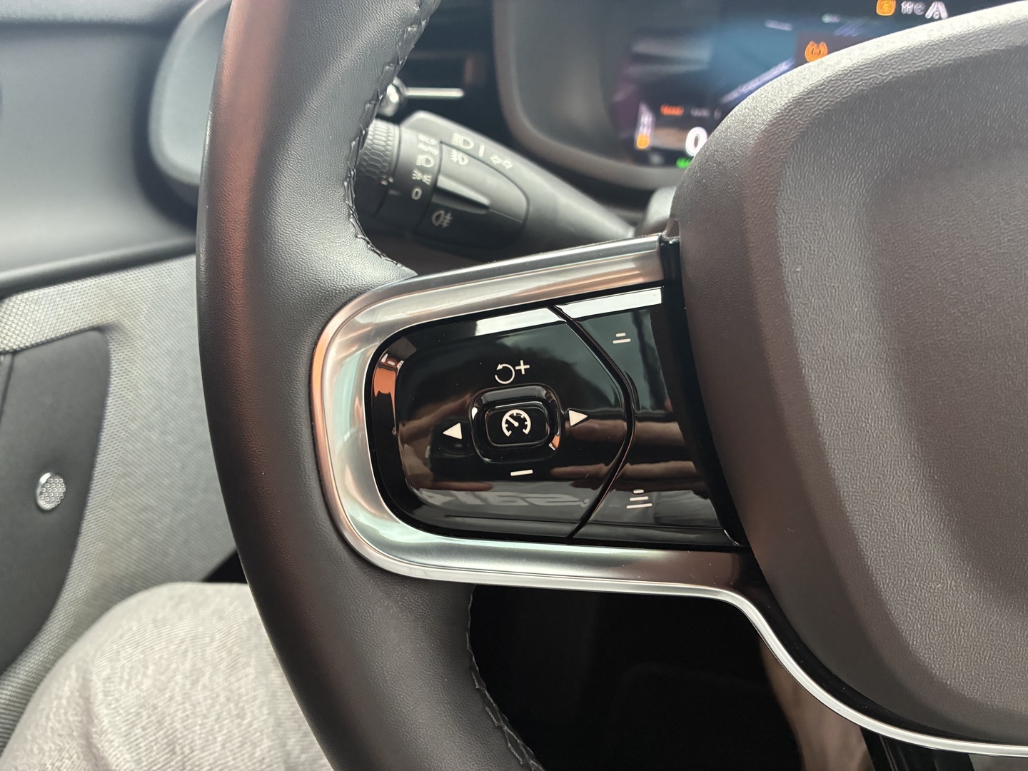 POLESTAR 2 2024