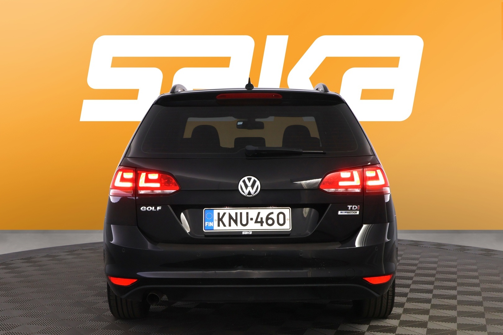VOLKSWAGEN Golf 2016