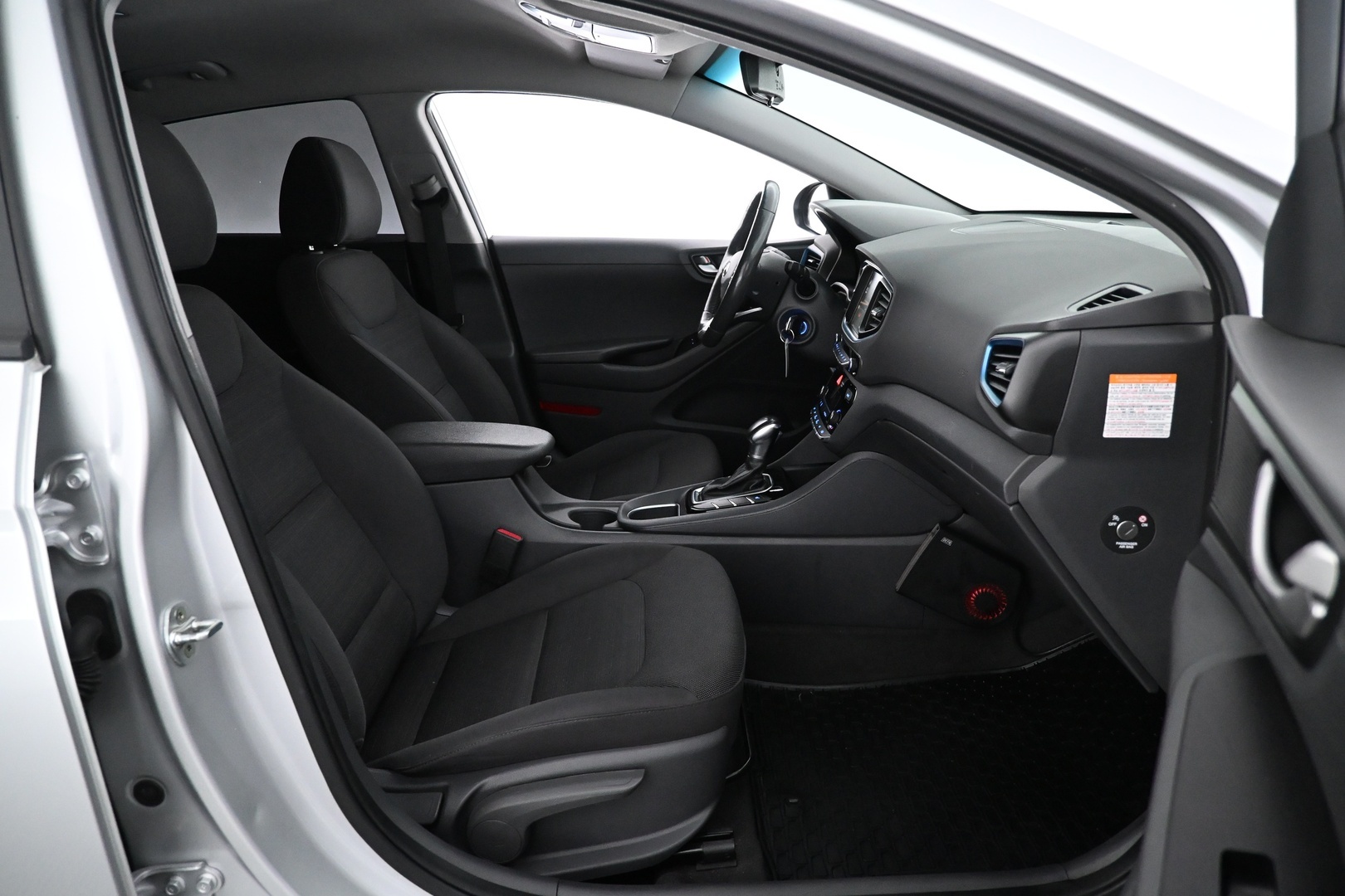 HYUNDAI IONIQ hybrid 2017